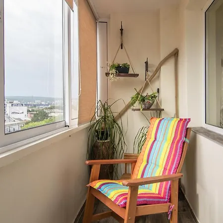 Central Train Station Flat With Port View Varna Exterior photo